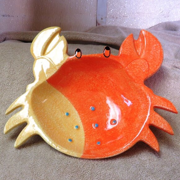 Crab Bowl - Vintage Ceramic Spongeware Bowl with Hand painted Eyes - So Cute! - Picture 1 of 3